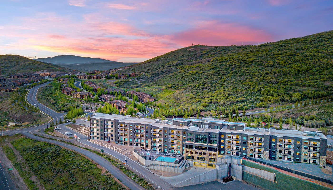 Aerial view of Black Rock Mountain Resort